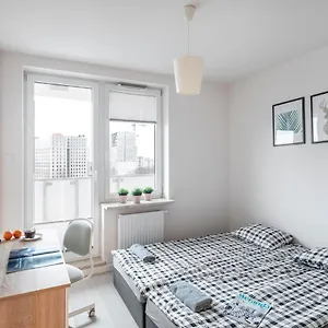 Waw Manhattan Хостел Варшава